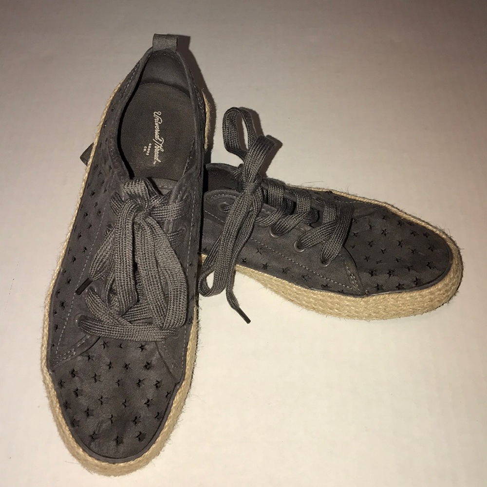 Super cute lace up shoes! Worn one time!